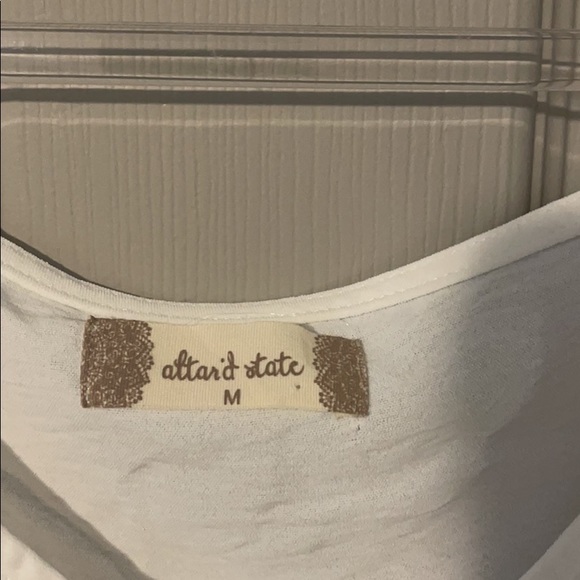 Crop top, never worn - Picture 3 of 4